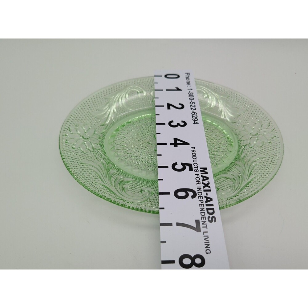 Vintage Pressed Tiara Indiana Chantilly Green Glass Snack Plate - Picture 4 of 6